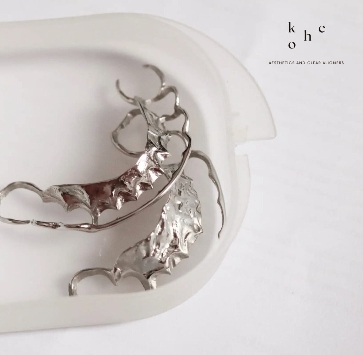 Metal Retainers 8 Metal Retainers Less Likely To Warp - kohe Dental